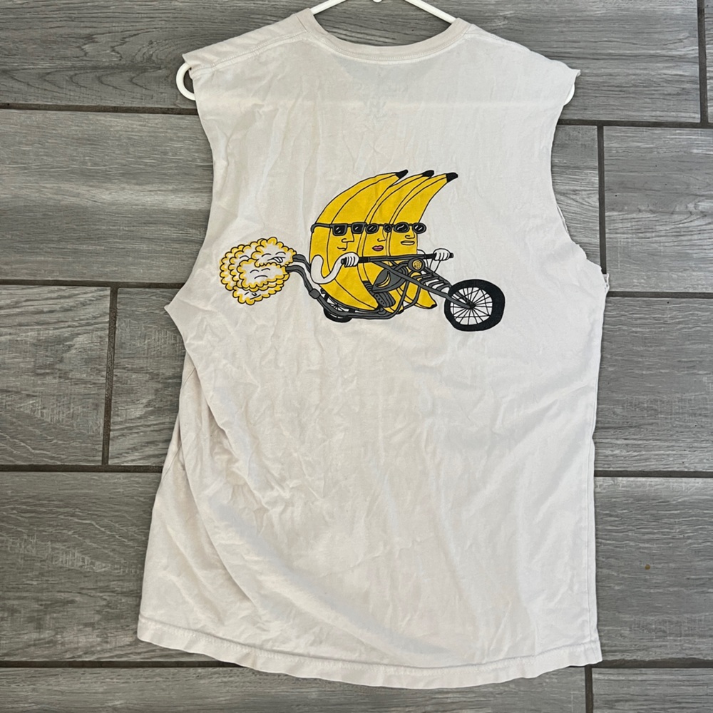 Sleeveless Graphic T
